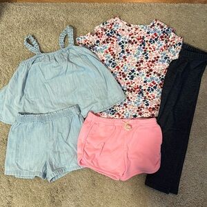 5 piece bundle Old Navy Size  2T-4T Toddler Girls